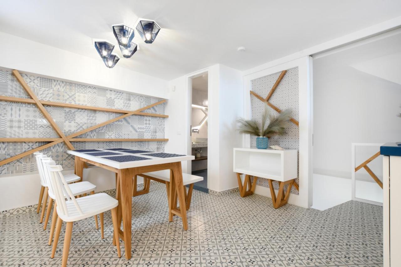 Blue White Residence Monolithos  Luaran gambar