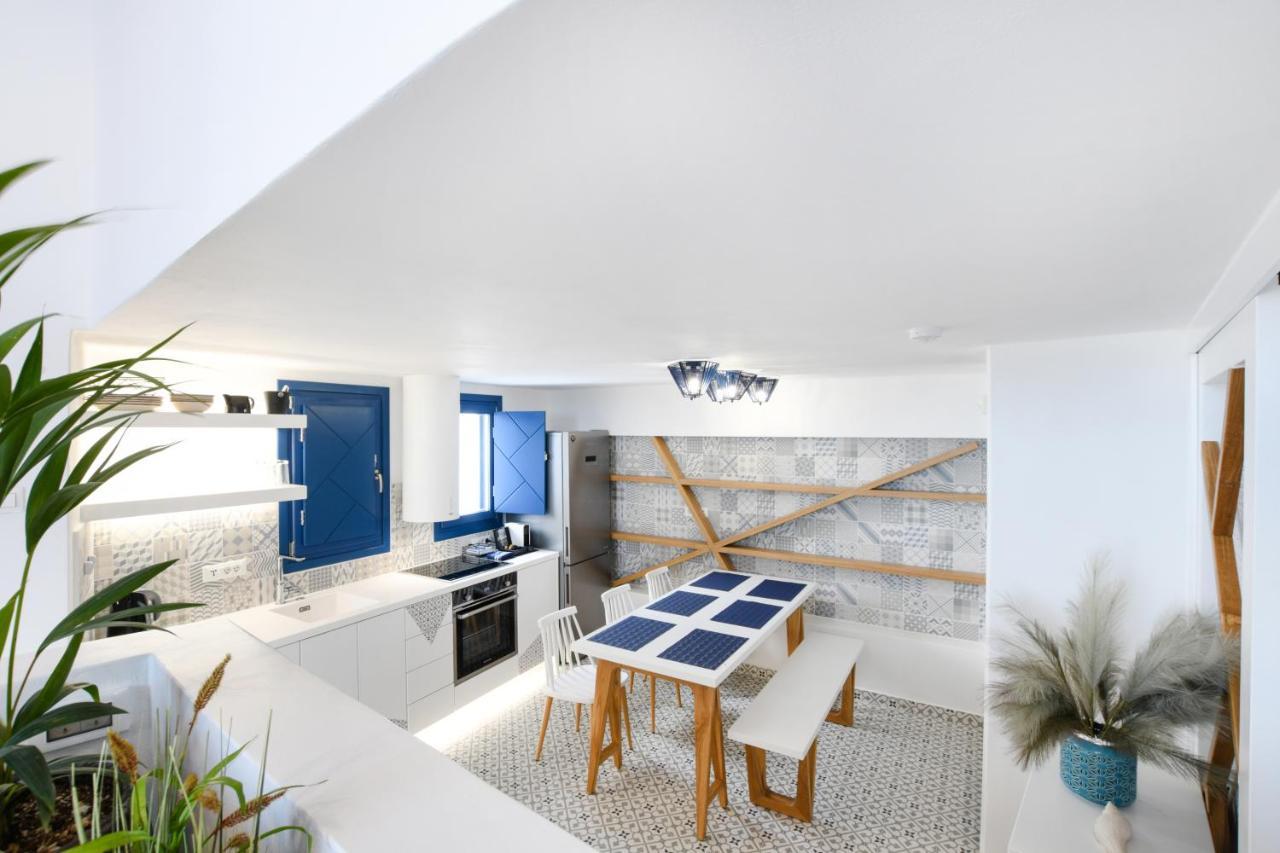Blue White Residence Monolithos  Luaran gambar