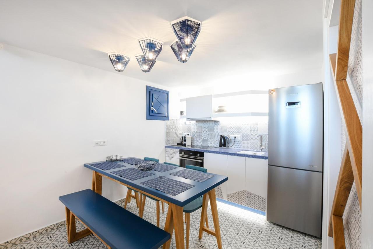 Blue White Residence Monolithos  Luaran gambar